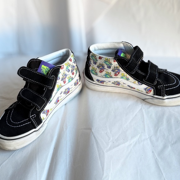 Kids Size US 1.5 (Euro size 32, 19.5 cm) High Top Velcro Vans - Like New! - Picture 1 of 8